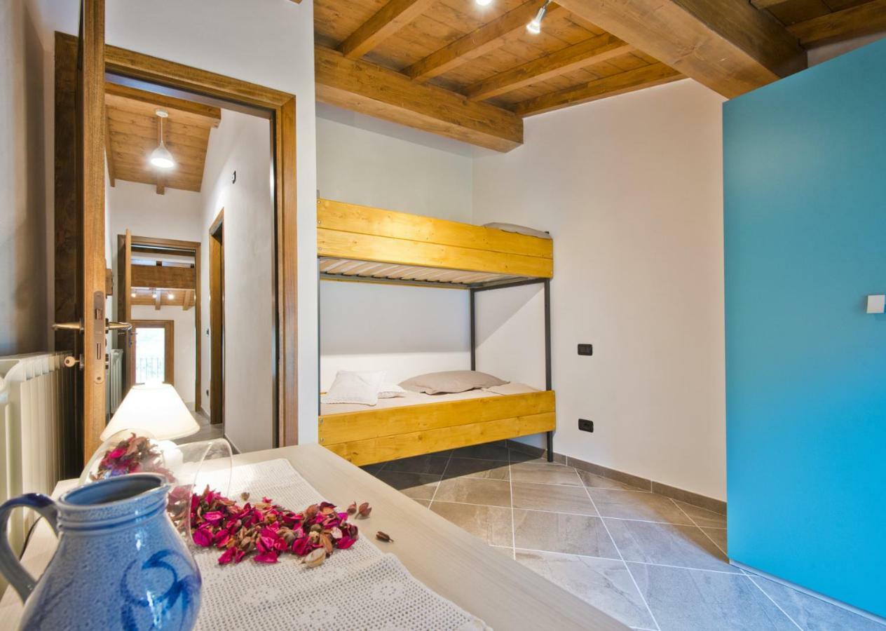 Bed and Breakfast Le Casine Del Borgo Борго-а-Моццано Экстерьер фото