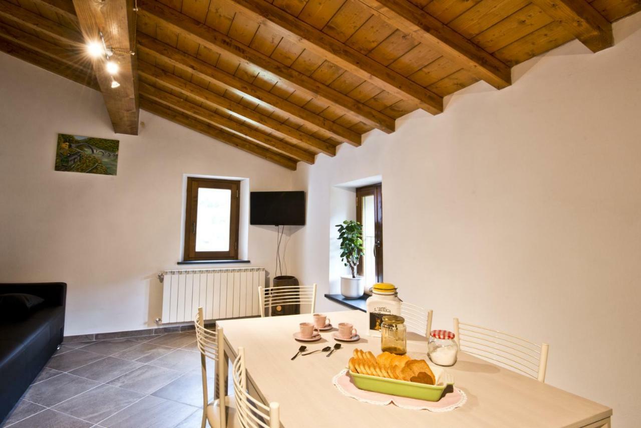 Bed and Breakfast Le Casine Del Borgo Борго-а-Моццано Экстерьер фото