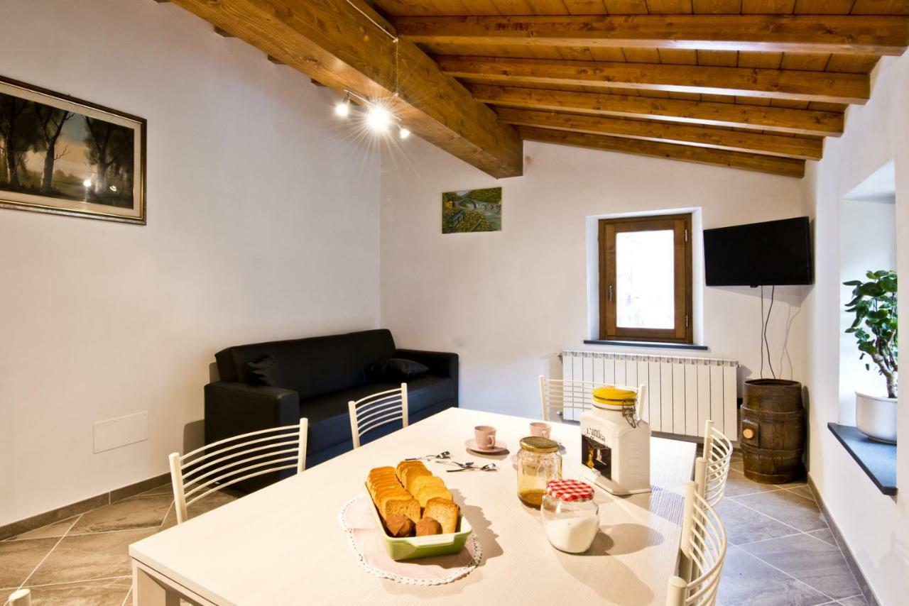 Bed and Breakfast Le Casine Del Borgo Борго-а-Моццано Экстерьер фото