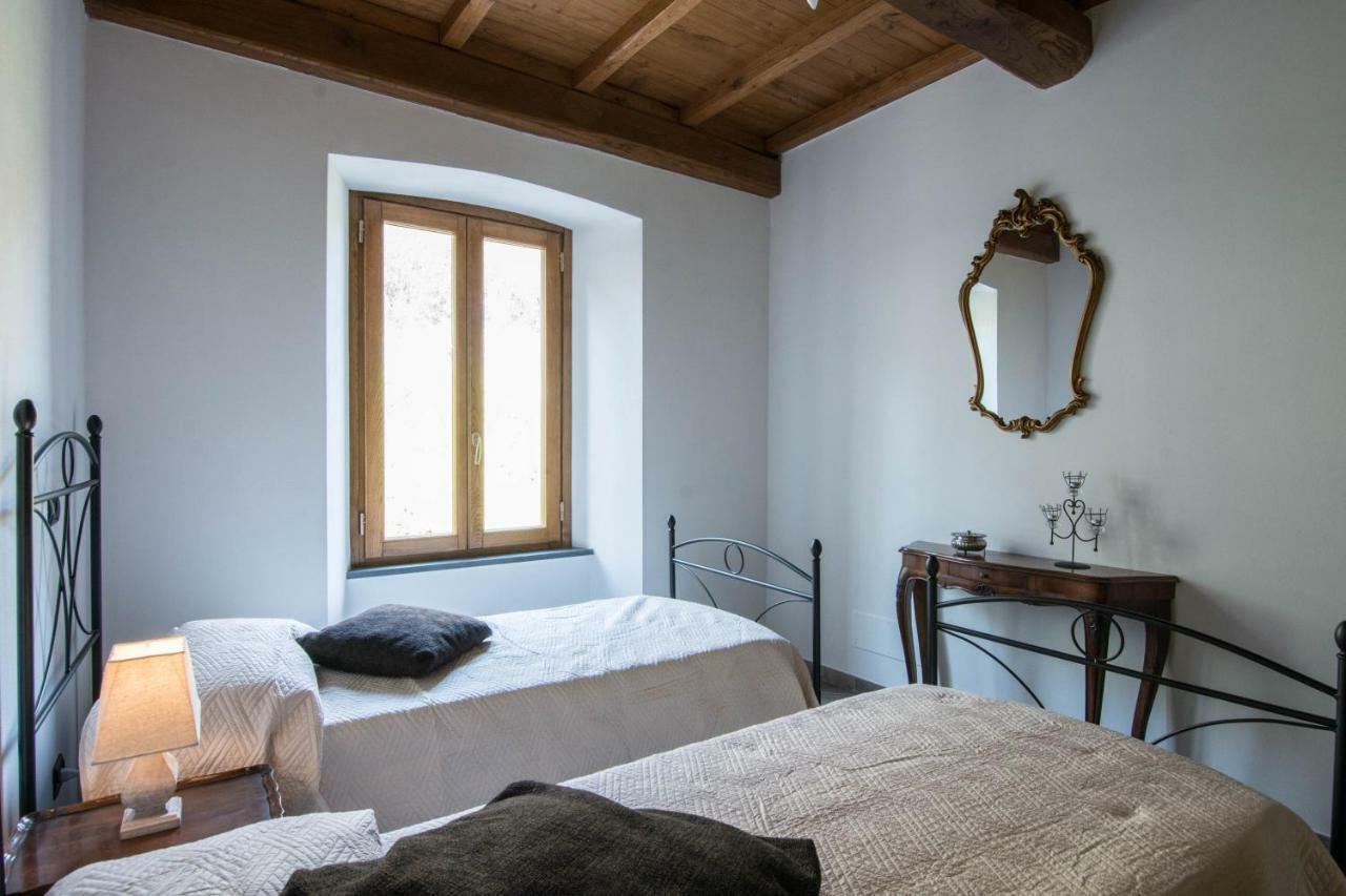Bed and Breakfast Le Casine Del Borgo Борго-а-Моццано Экстерьер фото
