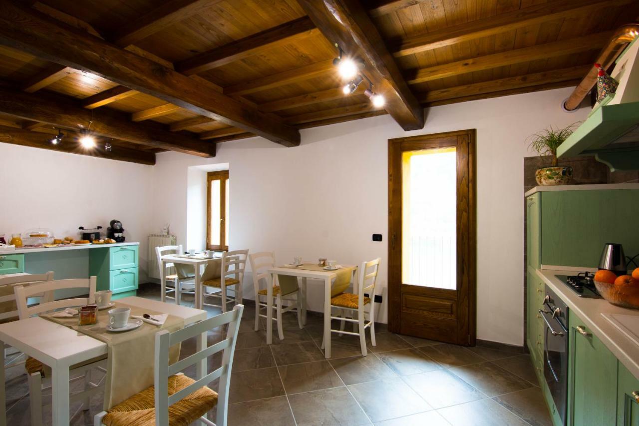 Bed and Breakfast Le Casine Del Borgo Борго-а-Моццано Экстерьер фото